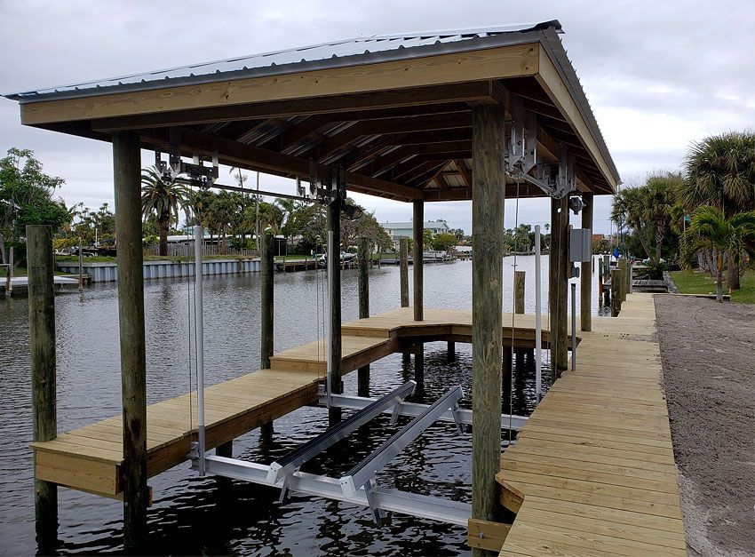 Empty Boat Lift — Cocoa Beach, FL — Darrell’s Docks