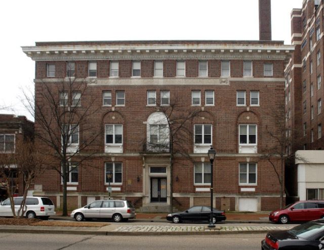 OLDE TOWN APARTMENTS