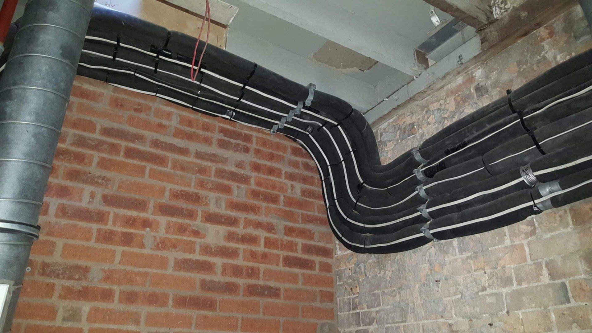 tidy wiring