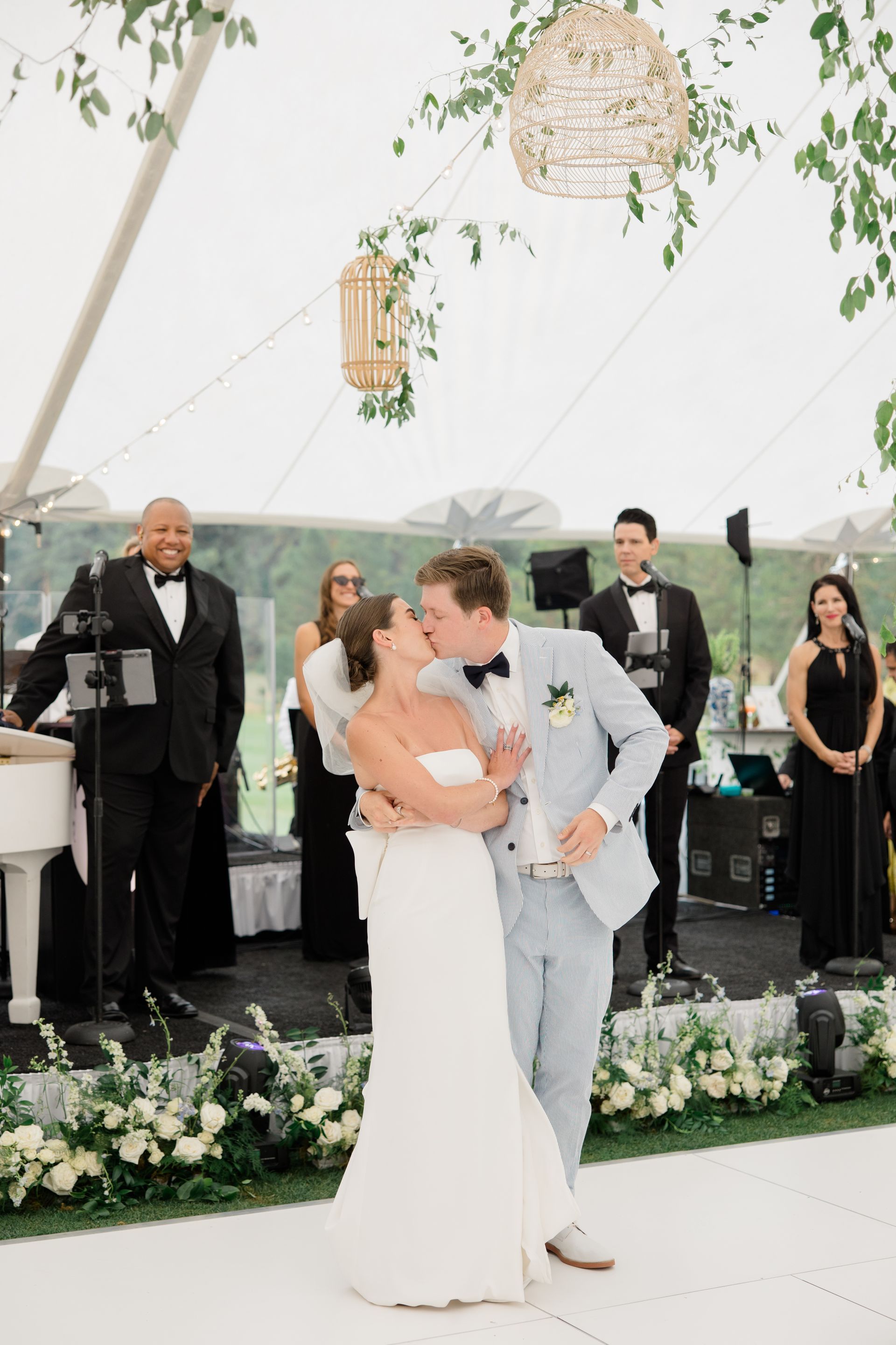 live music at wedding ceremony