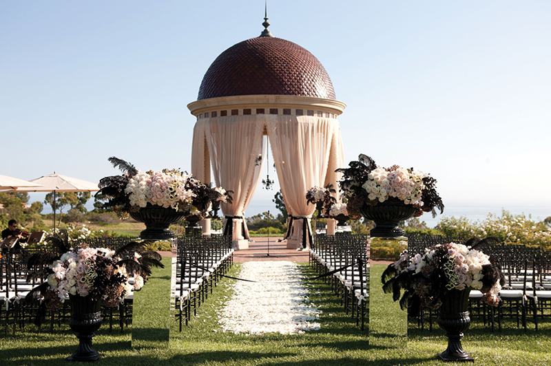 outdoor wedding venue for ceremony 