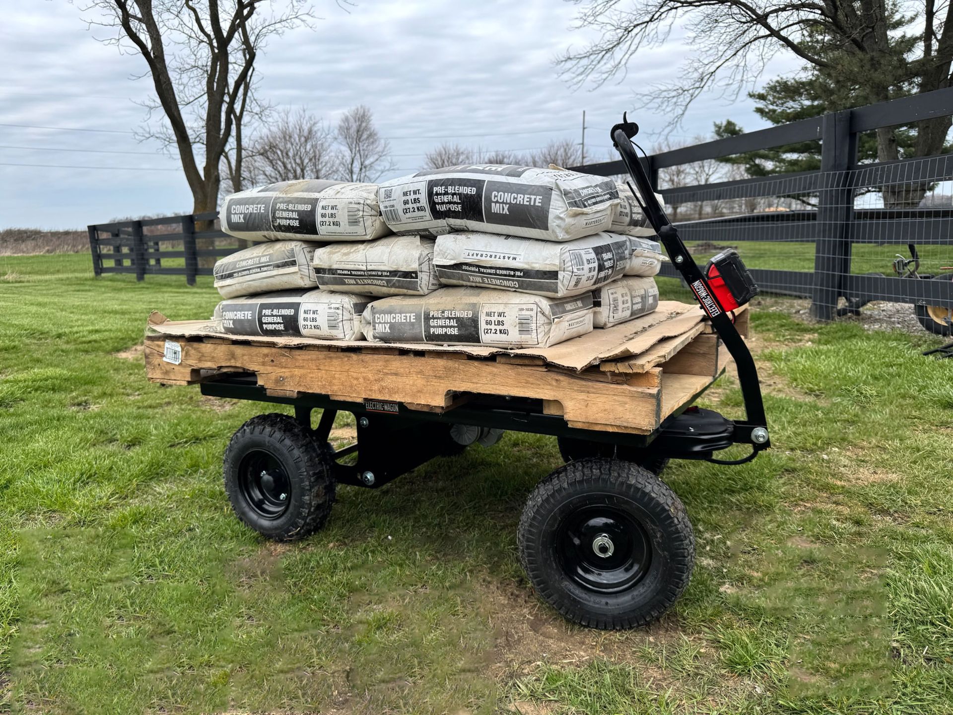 electric wagon for moving heavy gear