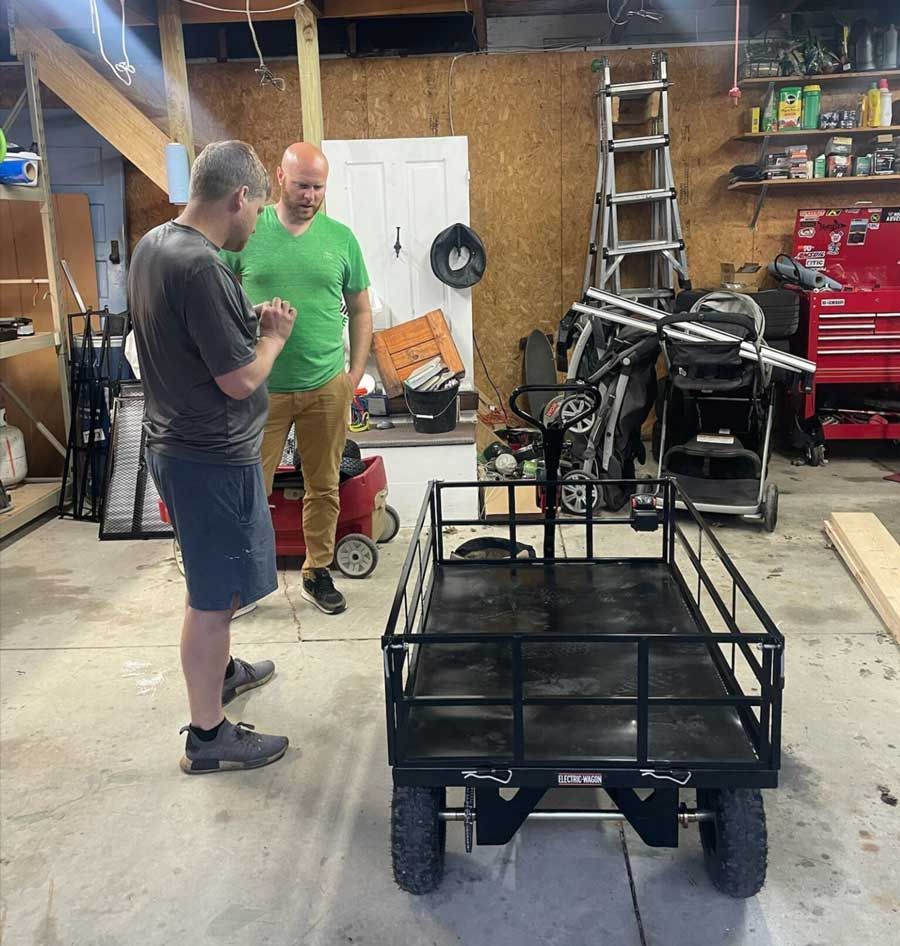 battery powered utility cart for hauling mulch
