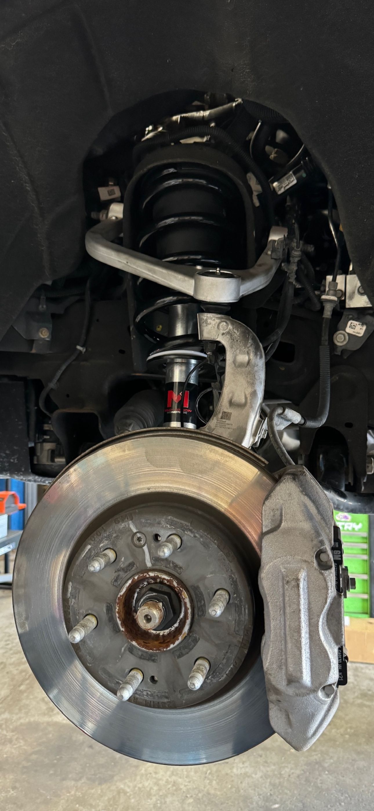 Shop Gallery: Rough Country Suspension | Beachview Auto Service