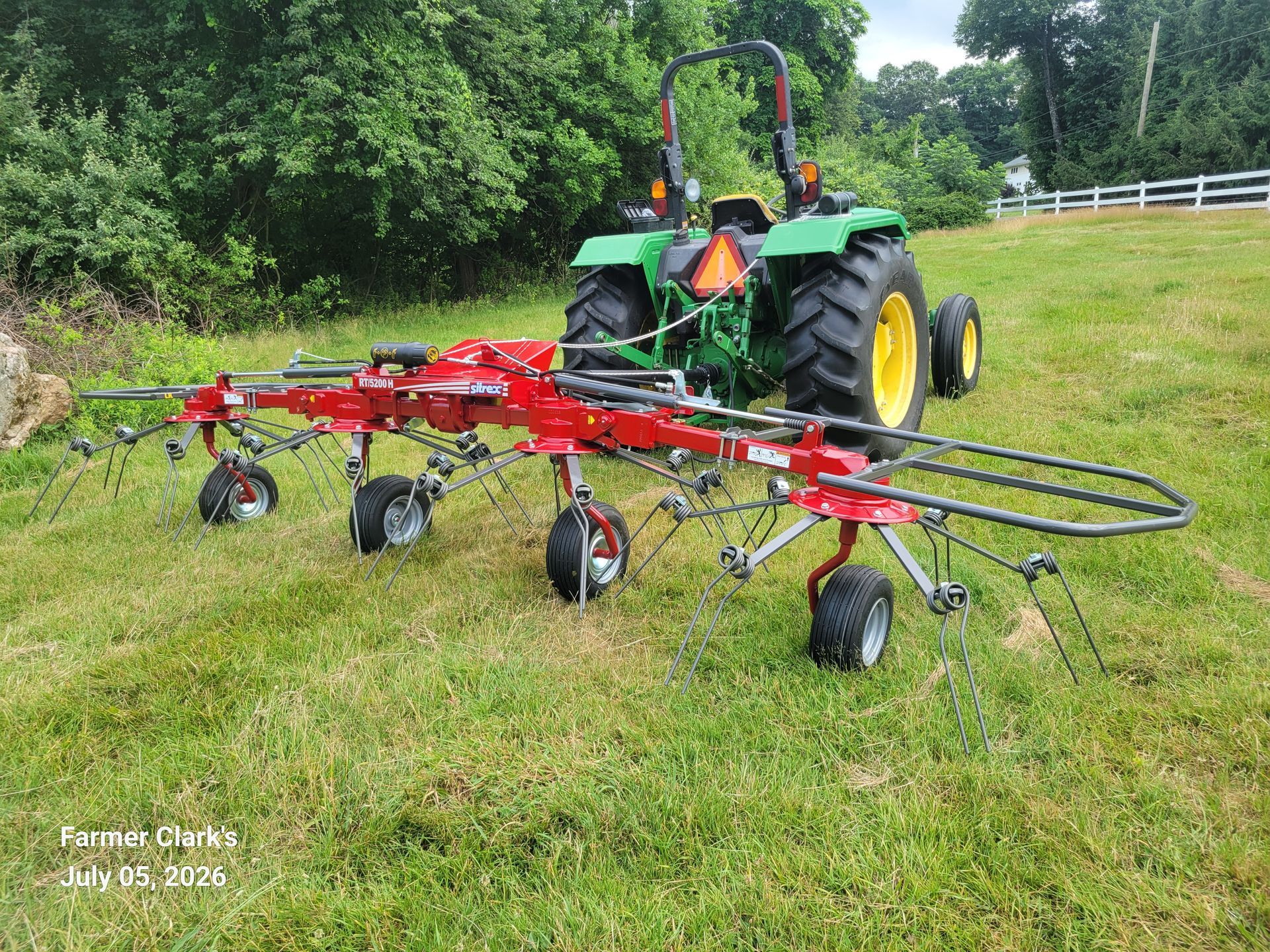 Hay Tedder - RT 5200H