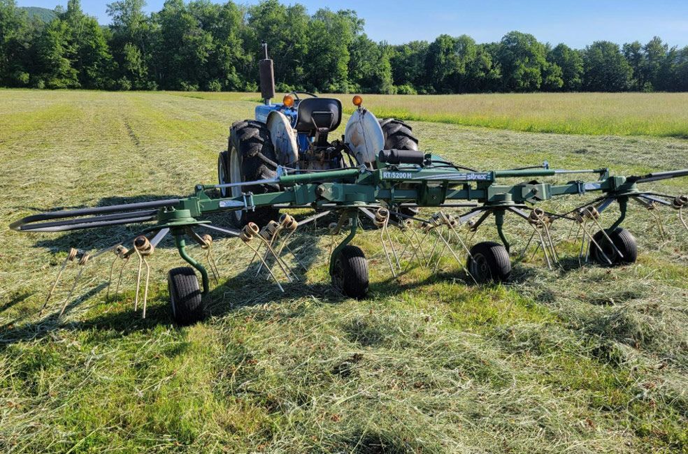Hay Tedder - RT 5200H