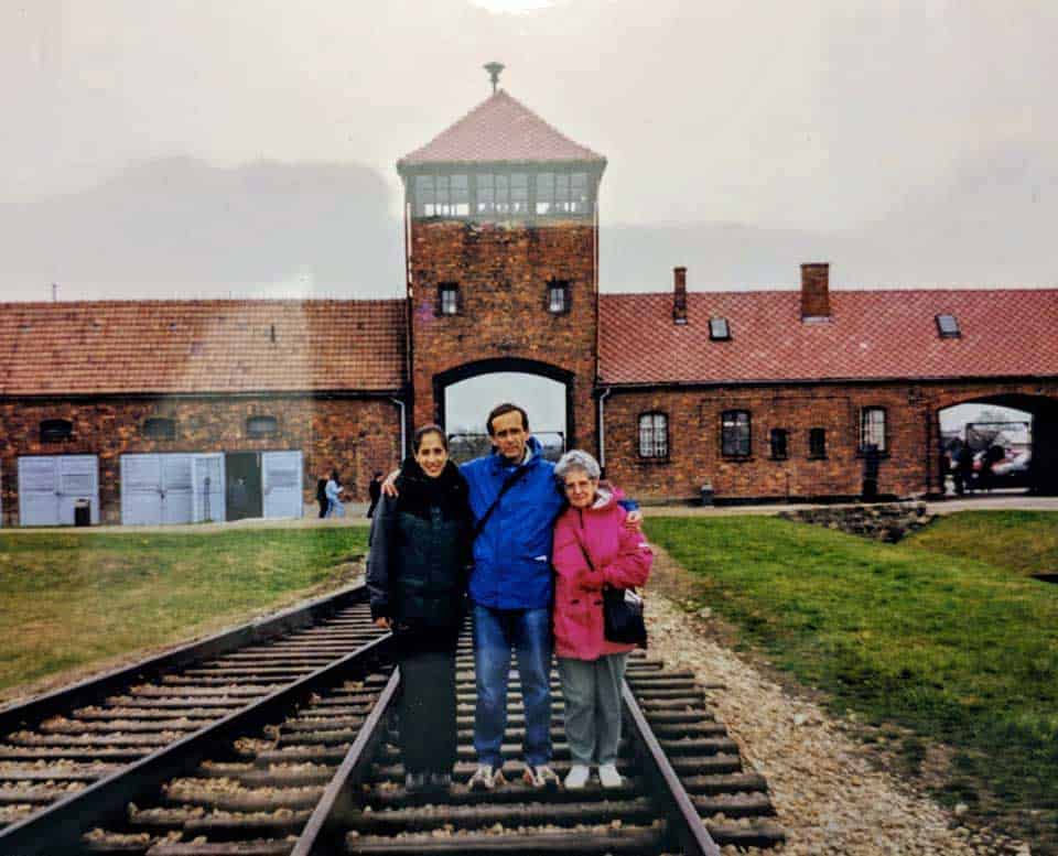 Noemi-with-Steve-and-Rachel-at-Auschwitz