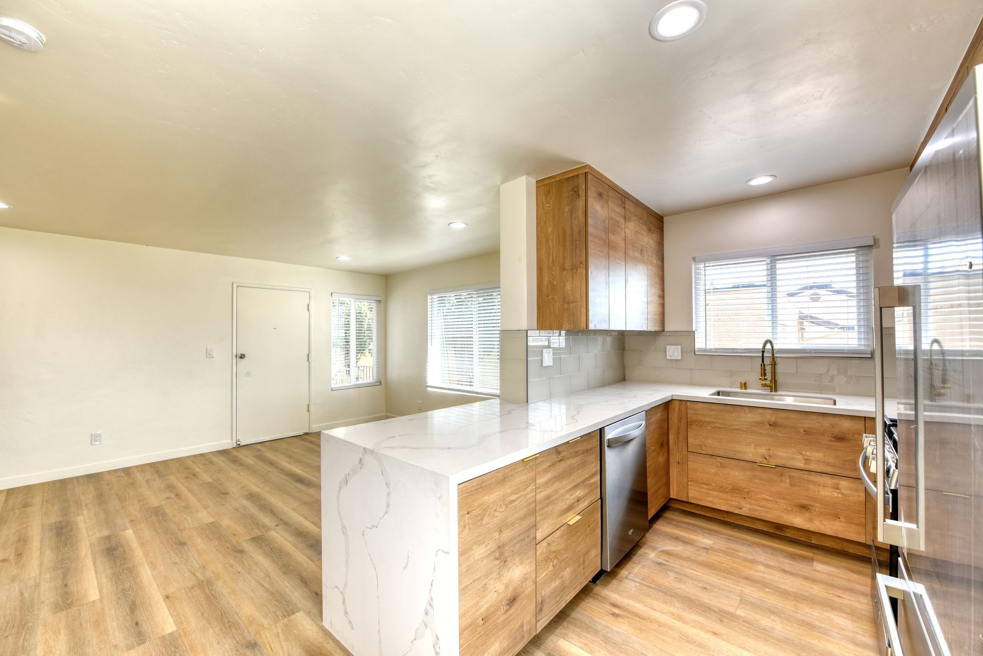 3981 Oregon St