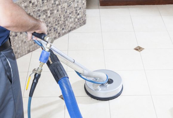 Cleaning Equipment — Cedar Rapids, IA — Eastern Iowa Carpet Care Inc