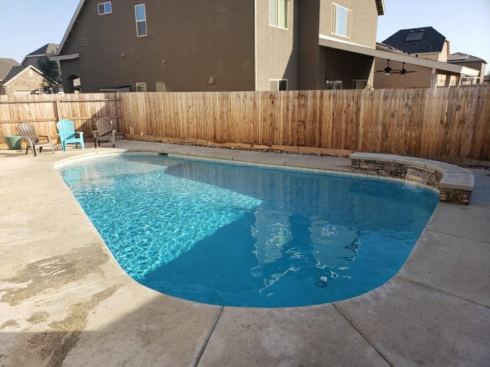 Custom pool water features installation in North Carolina and Georgia