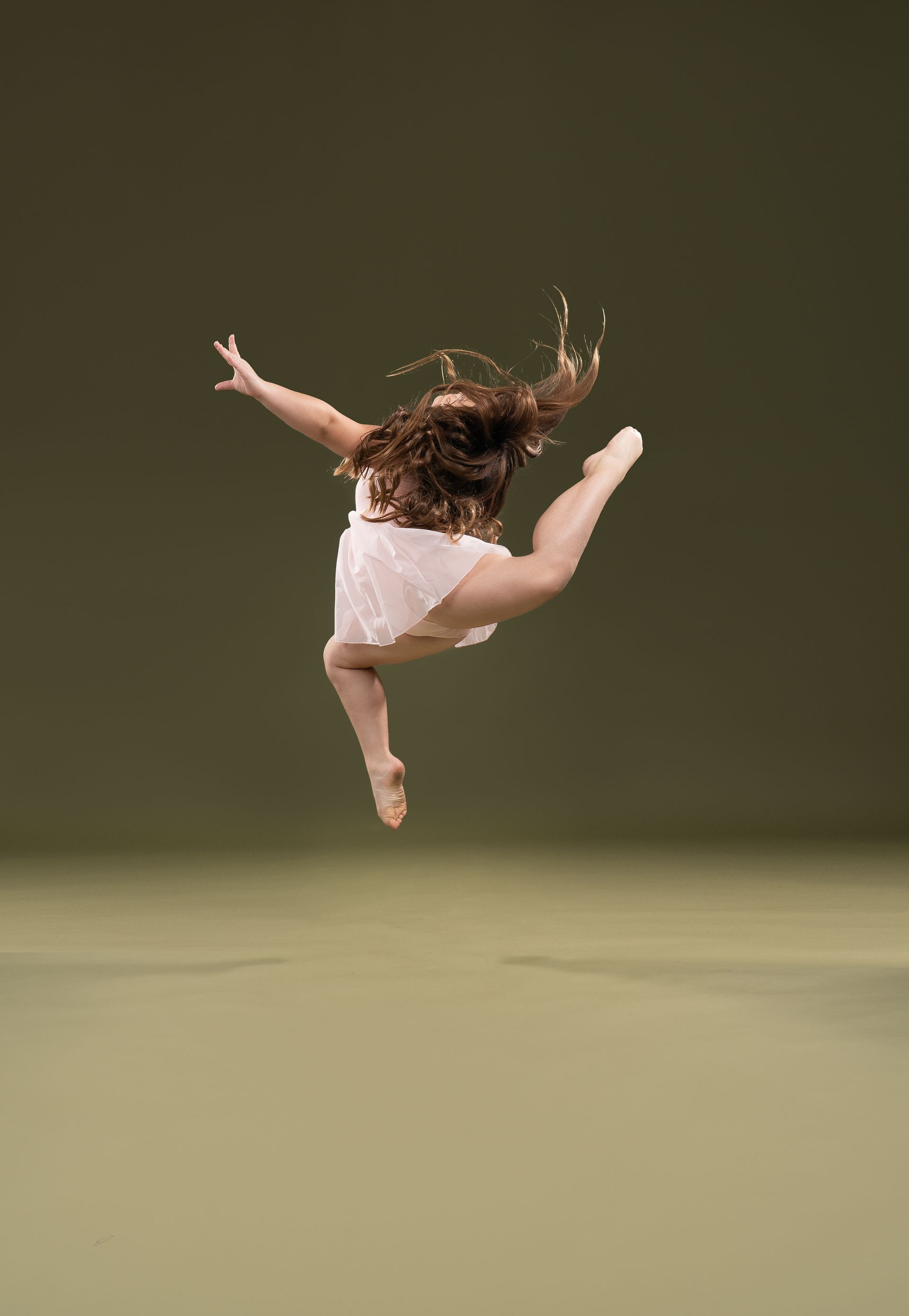 HOME [revolution-dance-co.com]