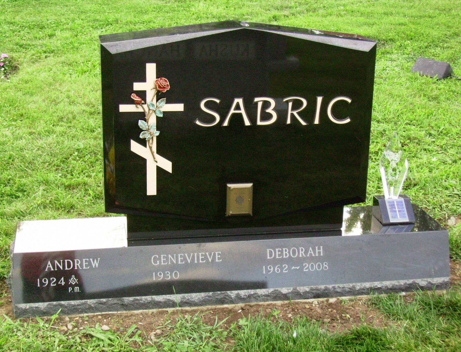Monument Options | Monuments By Parise | Blakely, PA