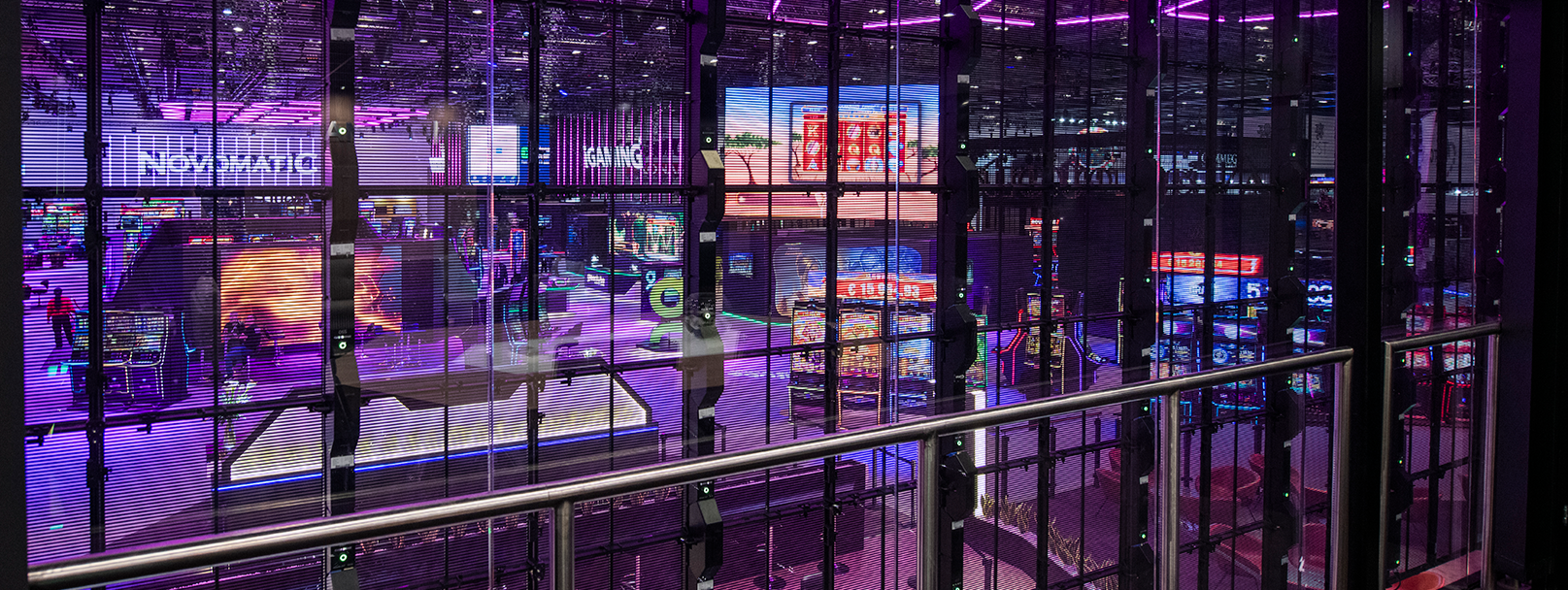 Mesh LED on a double-deck exhibition stand