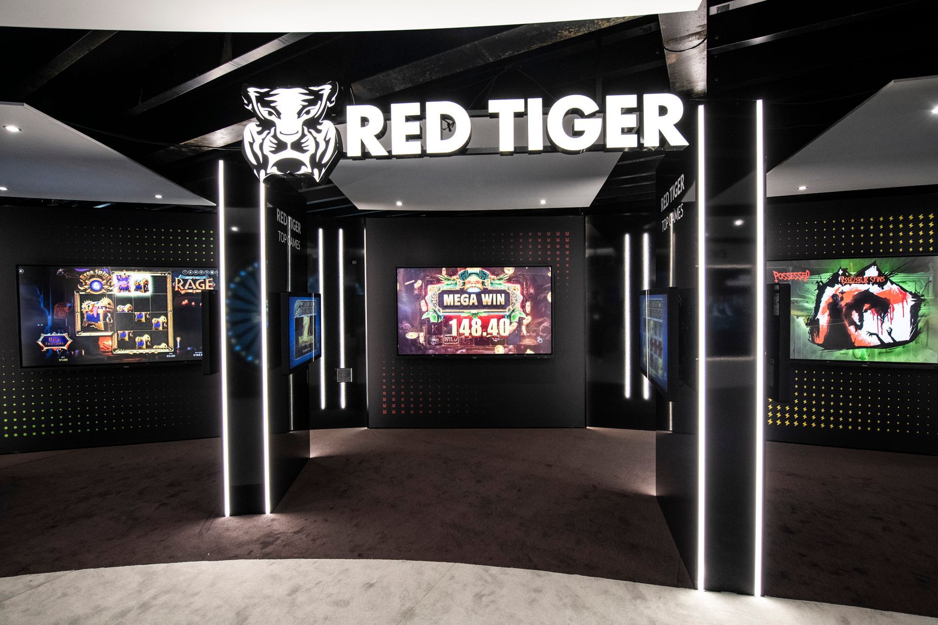Evolution booth at ICE London, created by Evolve