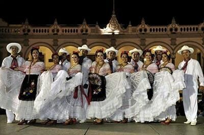 MARIACHI FIESTA BRAVA