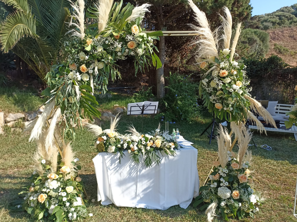 Decorazioni gazebo matrimoni