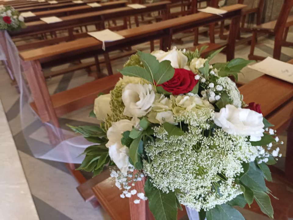 Fiori per la chiesa