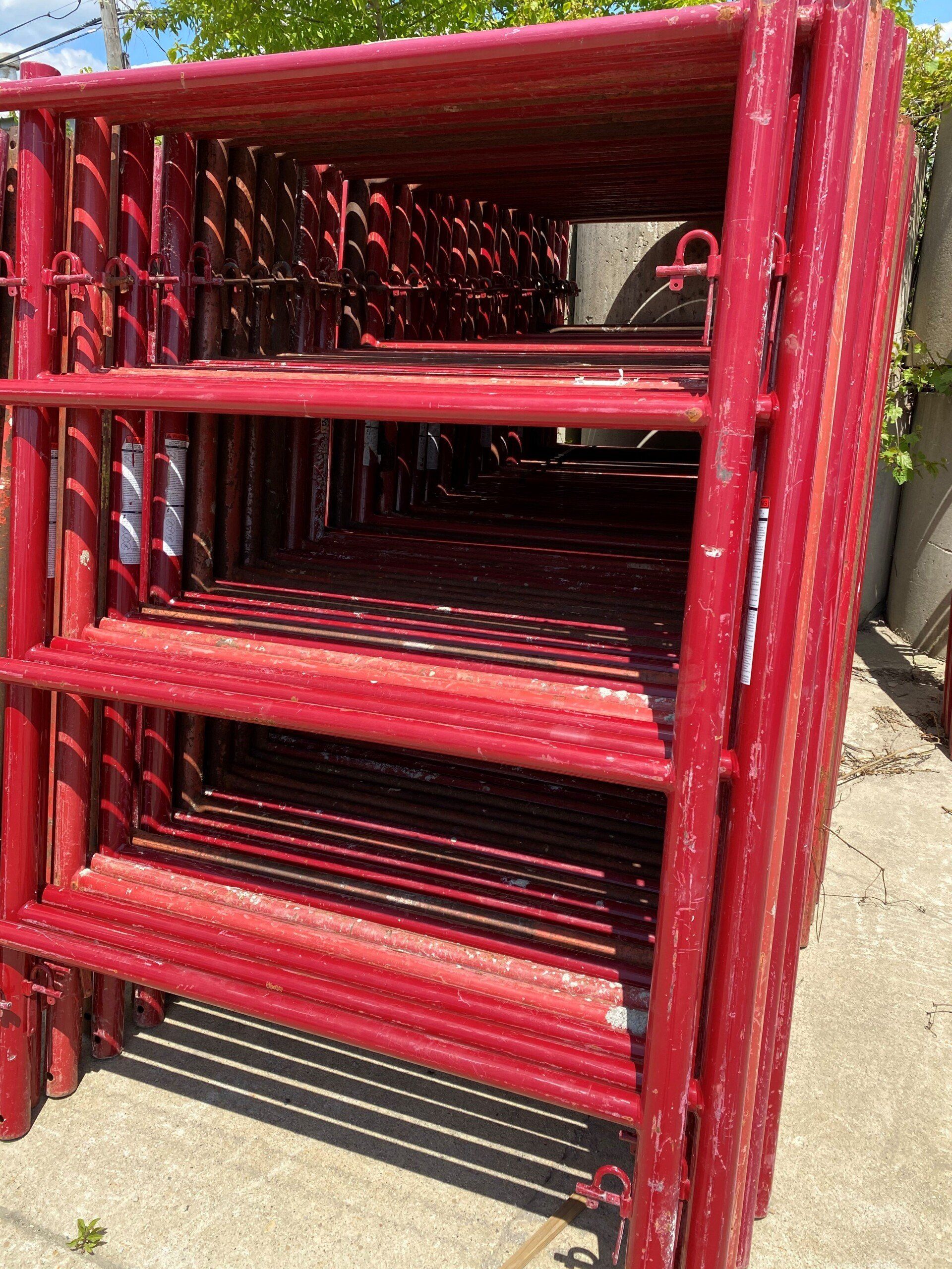 shoring scaffoling