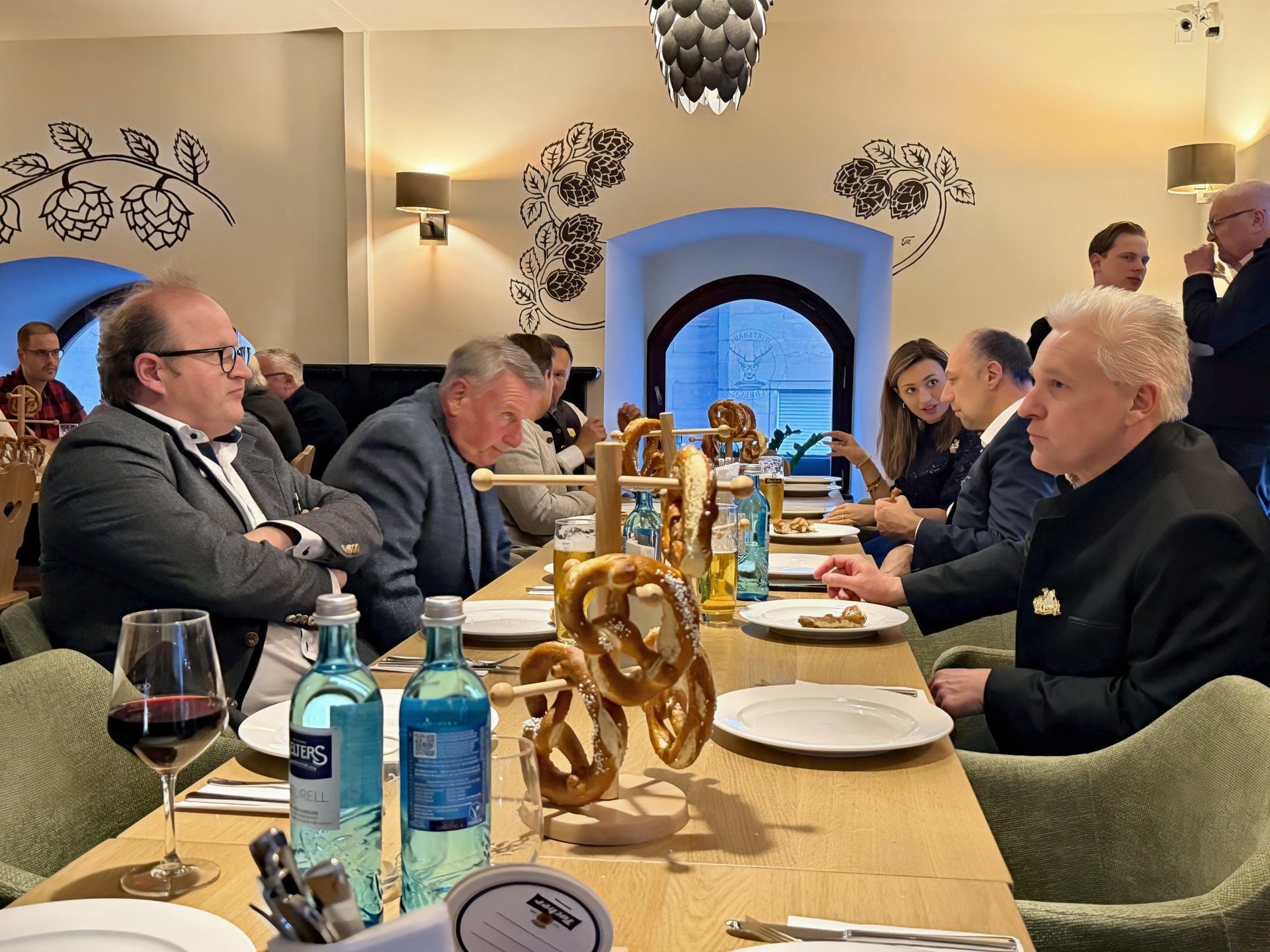 Wirtshaus Albrecht Eröffnung Volksfest, Albrechtsstube