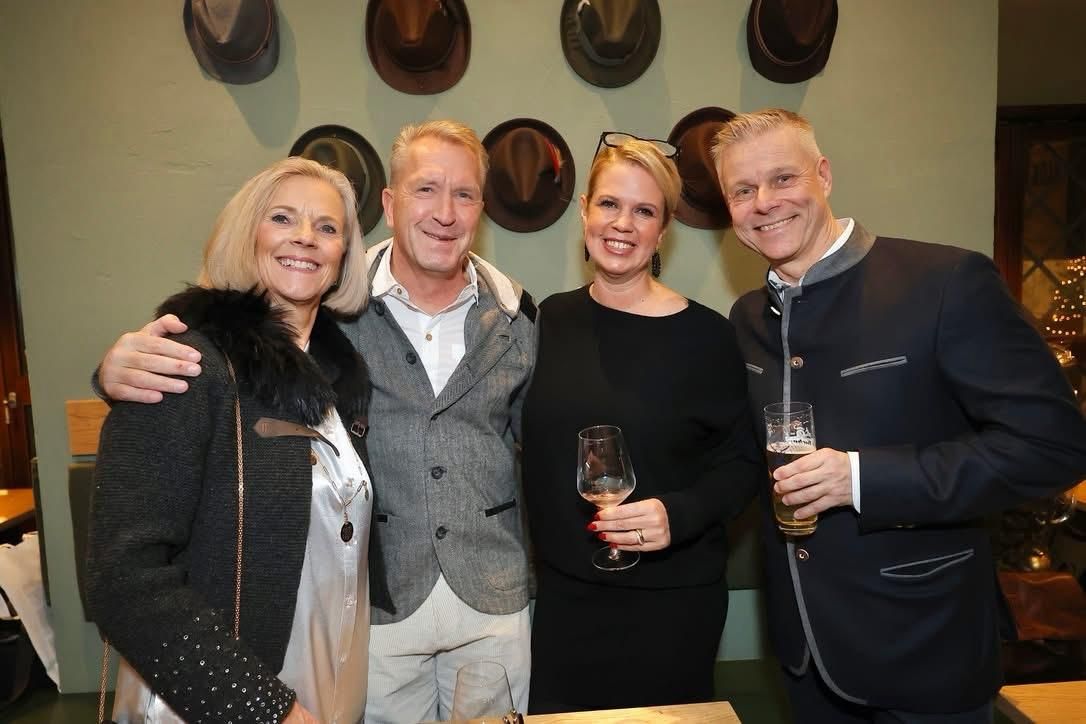 Andreas Köpke mit Ehefrau bei der Eröffnungsfeier