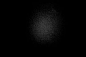 Un fond noir avec un cercle blanc au milieu.