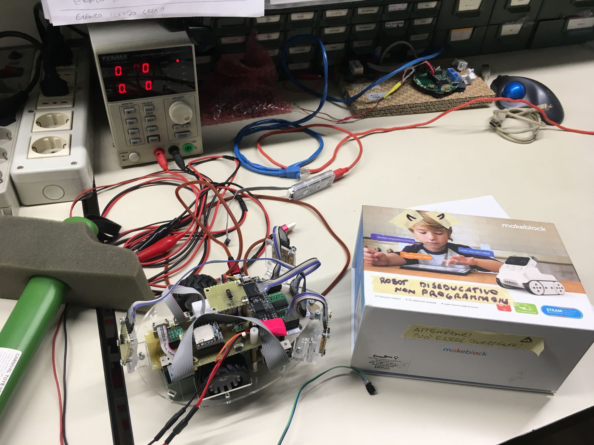 Educational robots: puah!