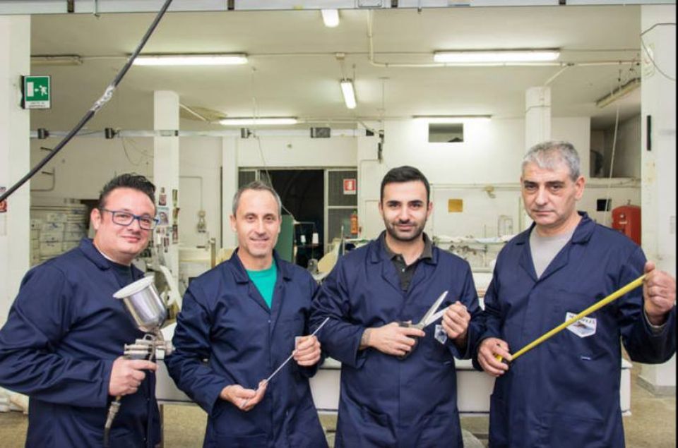staff dell'azienda di materassi