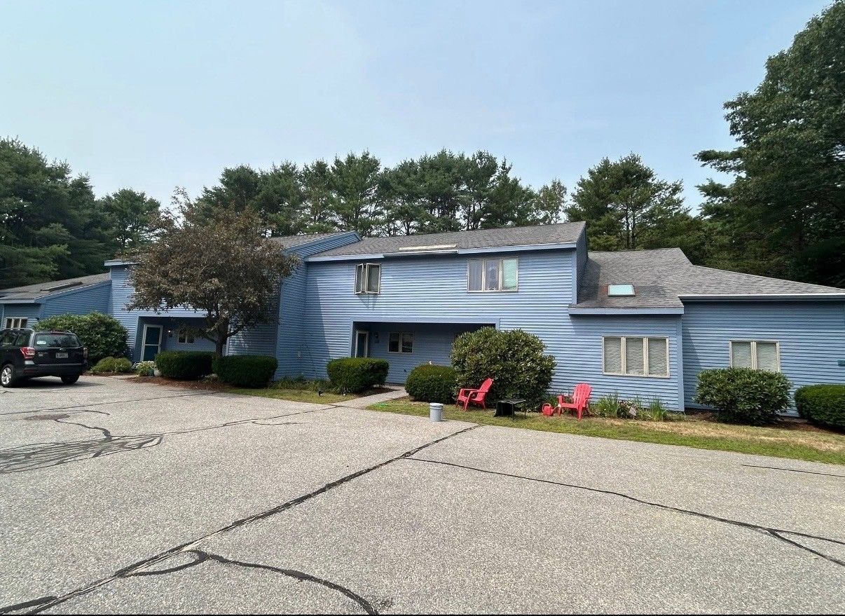 After photo of exterior house painting completed by JM Painting in Kennebunkport, Maine