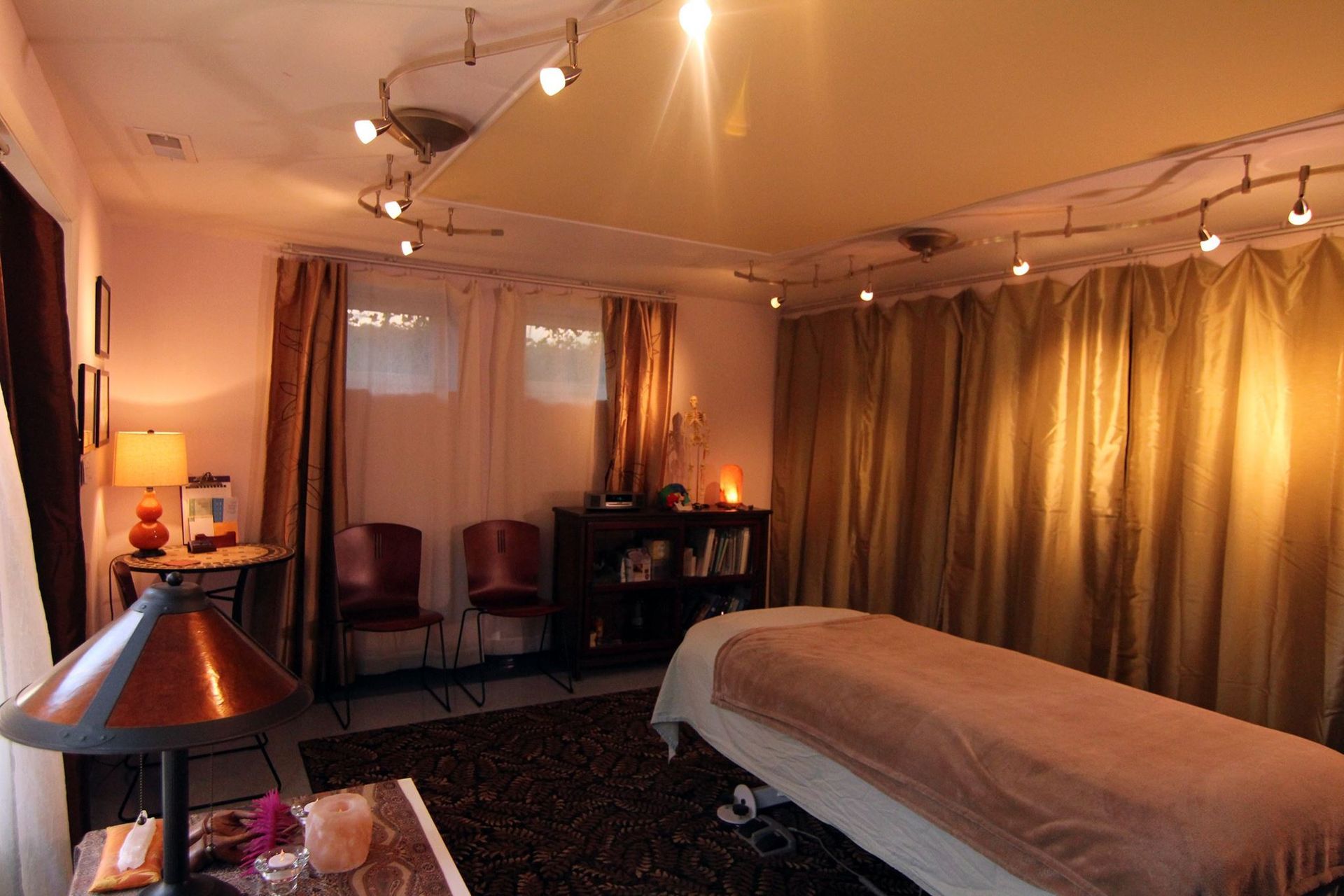 image of a massage room