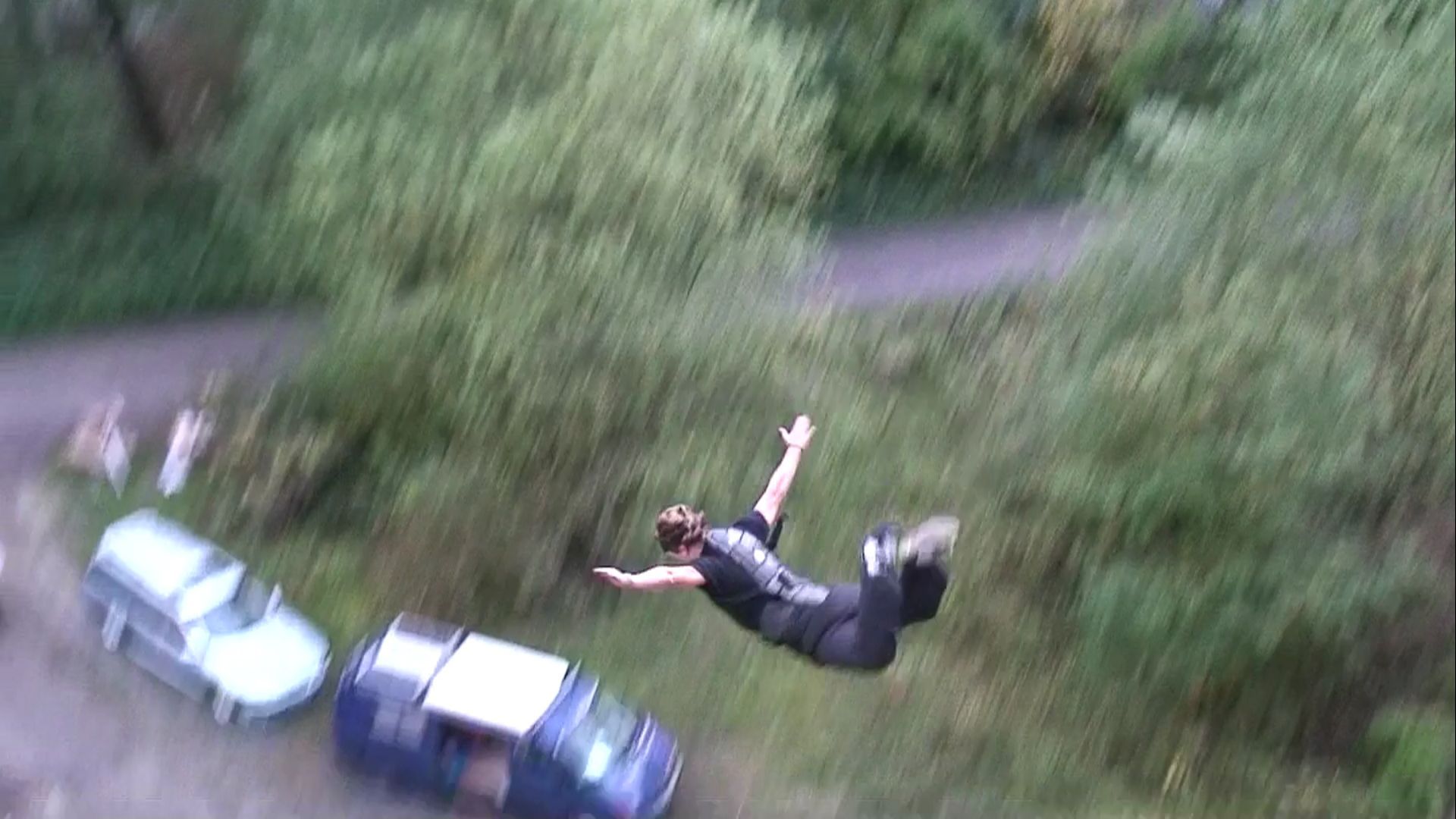 Top view of Ferdi Fischer during a 45-meter high fall.