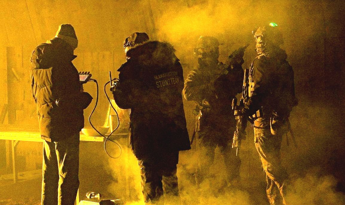 Ferdi Fischer operating WarpCam® next to special operations soldiers, demonstrating a blend of film direction and tactical precision.