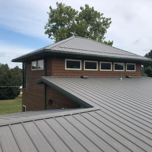 House With Durable Roof And Sidings — Cedar Valley, IA — Raber Roofing Systems LLC. House With Durable Roof And Sidings — Cedar Valley, IA — Raber Roofing Systems LLC.