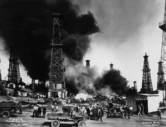 Signal Hill Oil Fire 1924