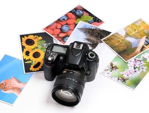 photo prints on table