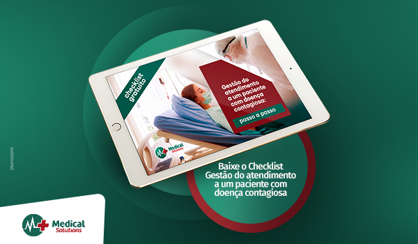 Um tablet com a imagem de um paciente.