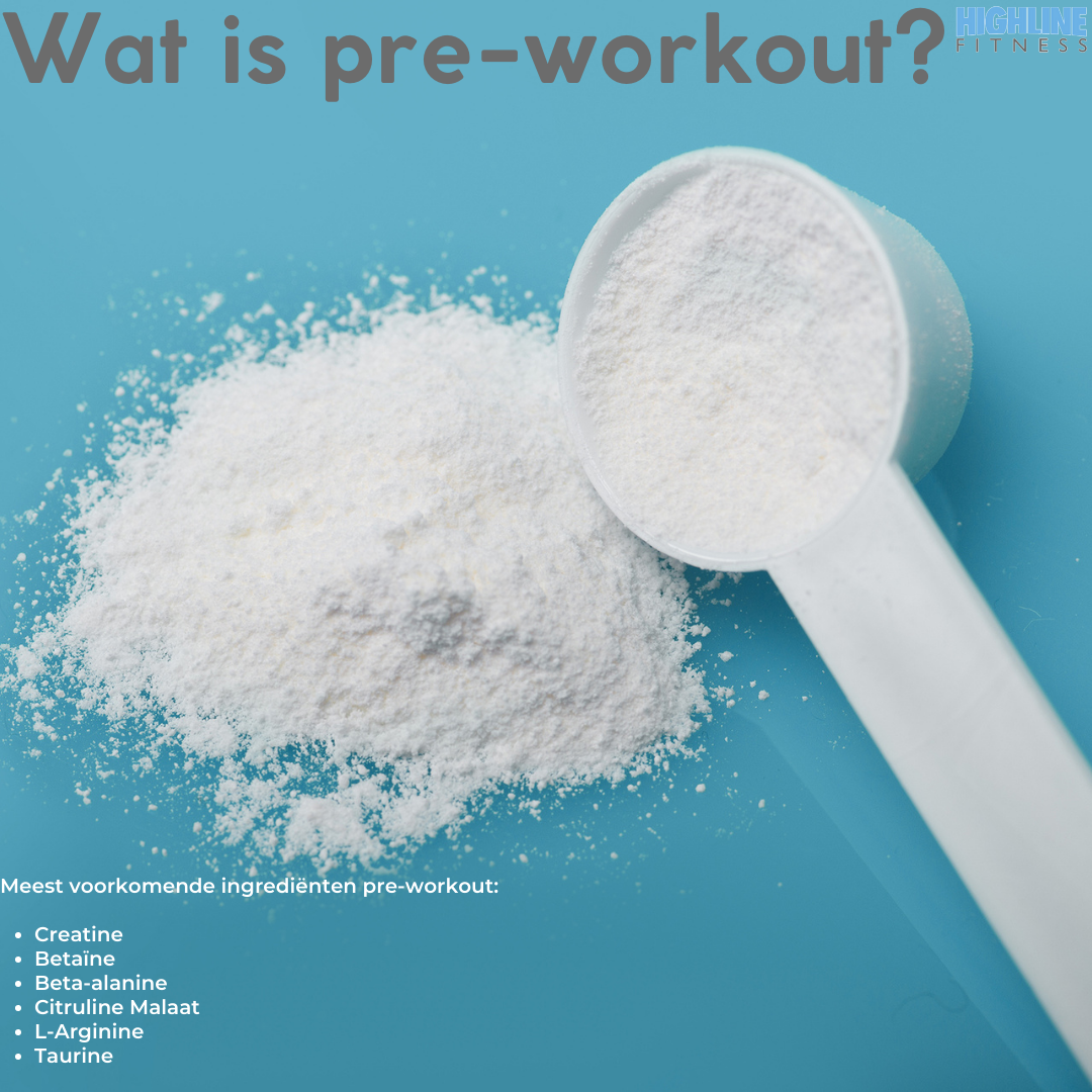 Een schepje pre-workout poeder naast een hoopje poeder