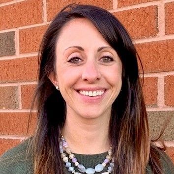 Gina Hennessy, CRNP