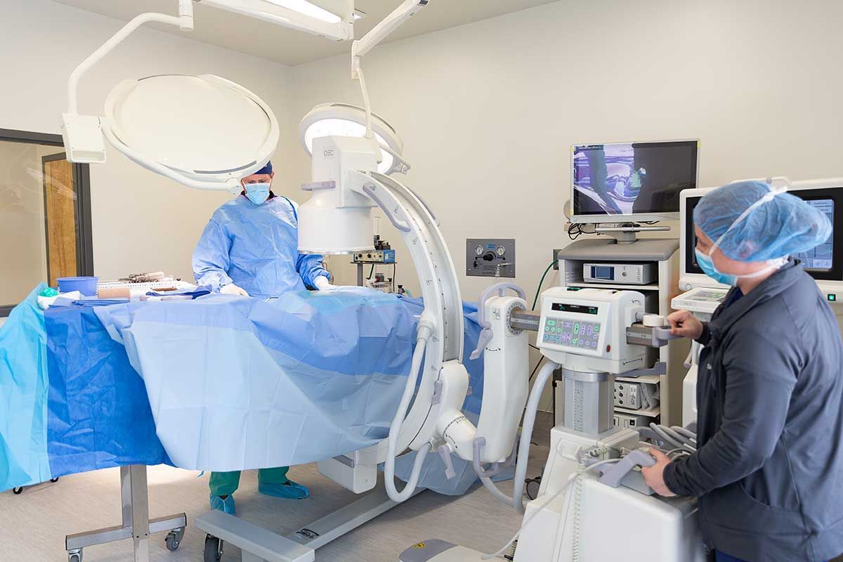 Surgical area and equipment at Bridger Veterinary Specialists and Emergency