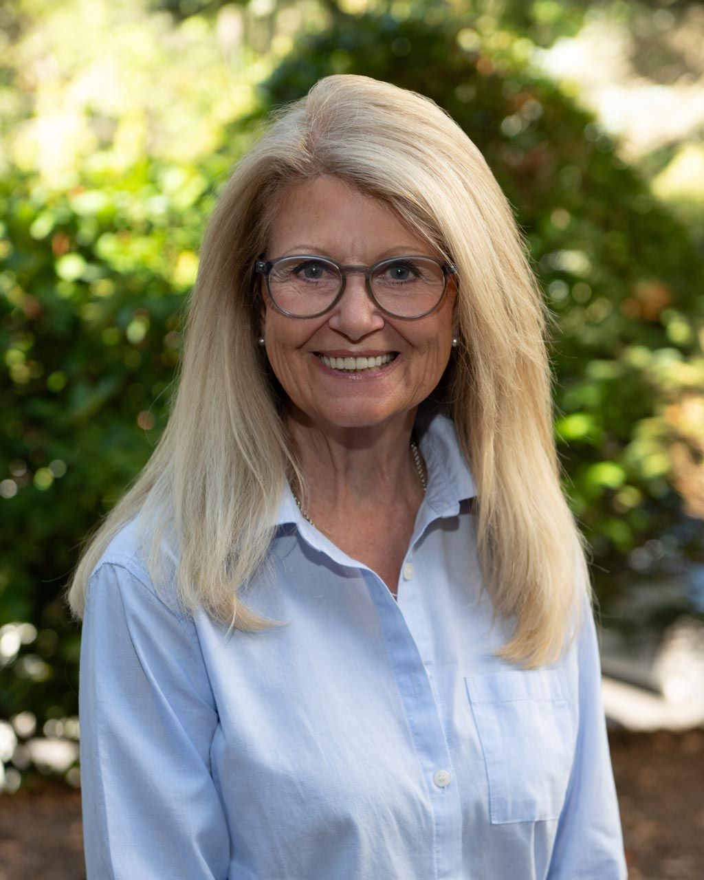 Ms. Lynne