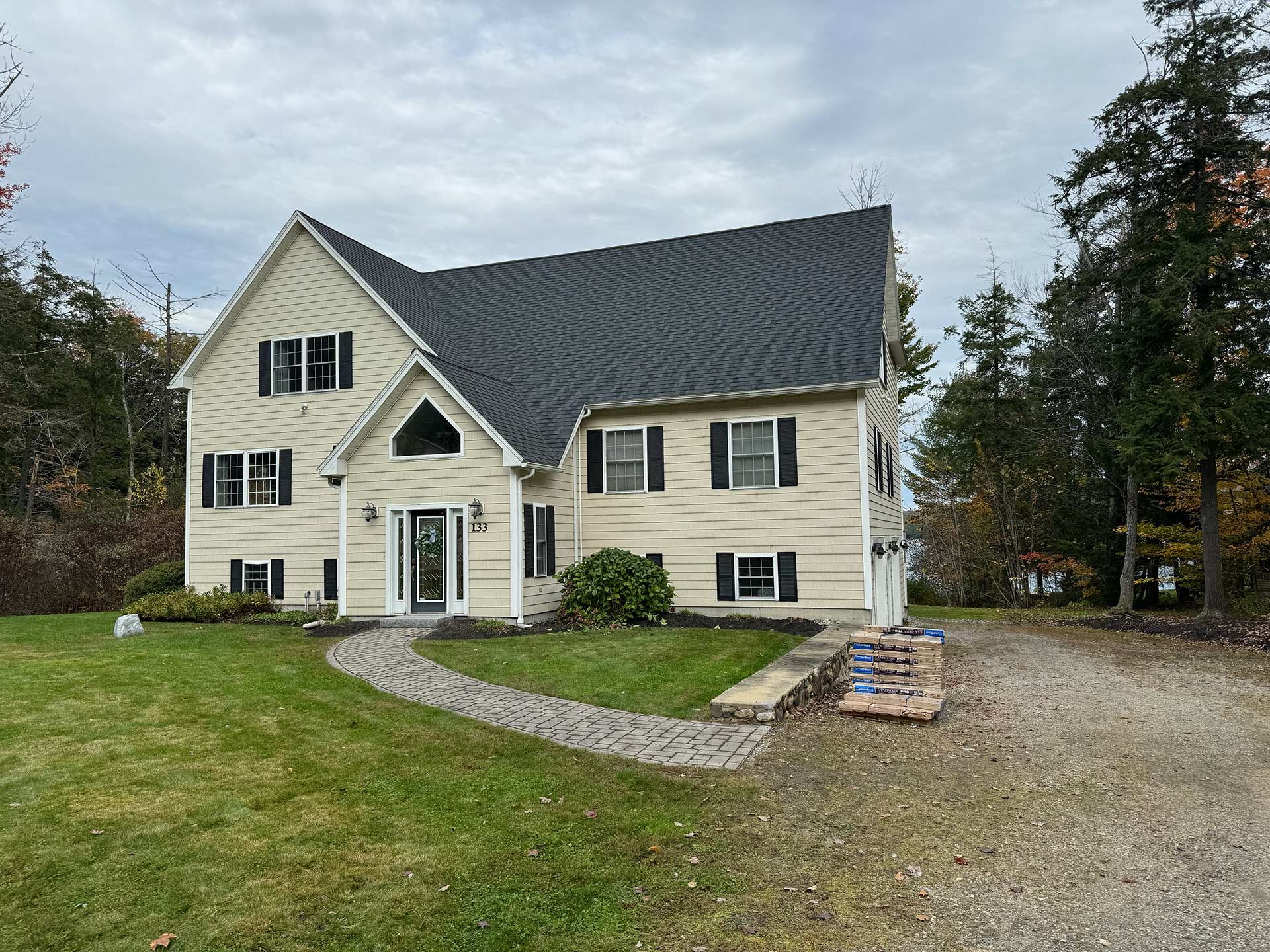 roofing and siding services 38