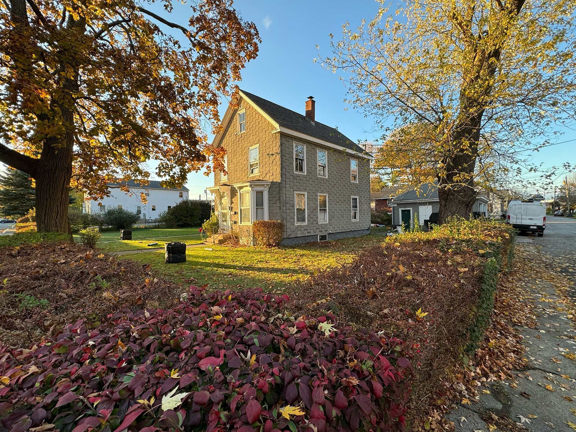 roofing and siding services 33