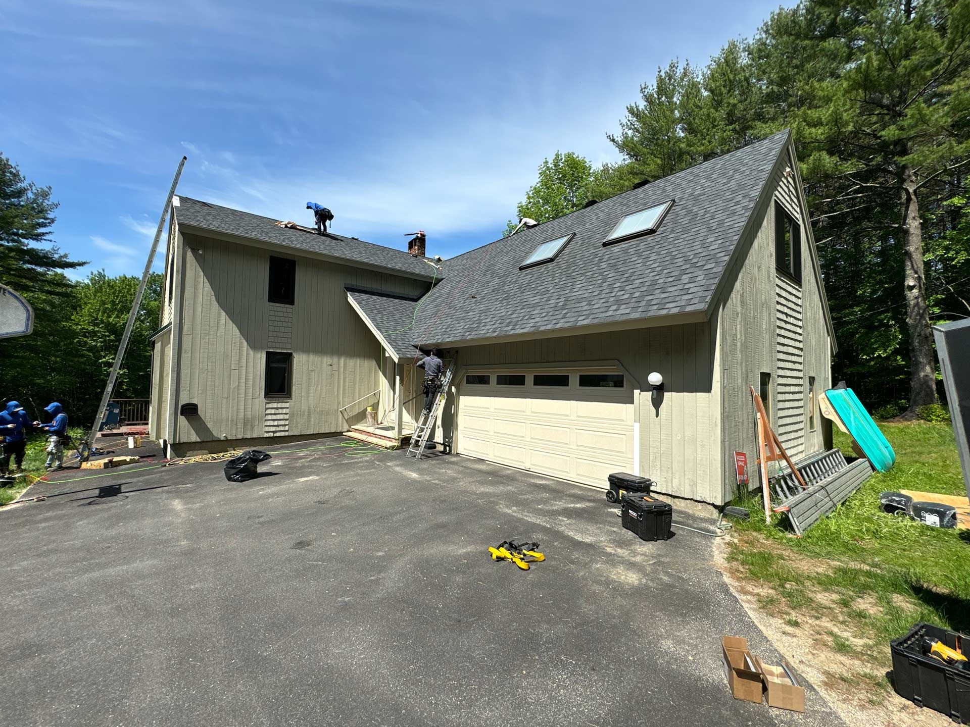 roofing and siding services 17