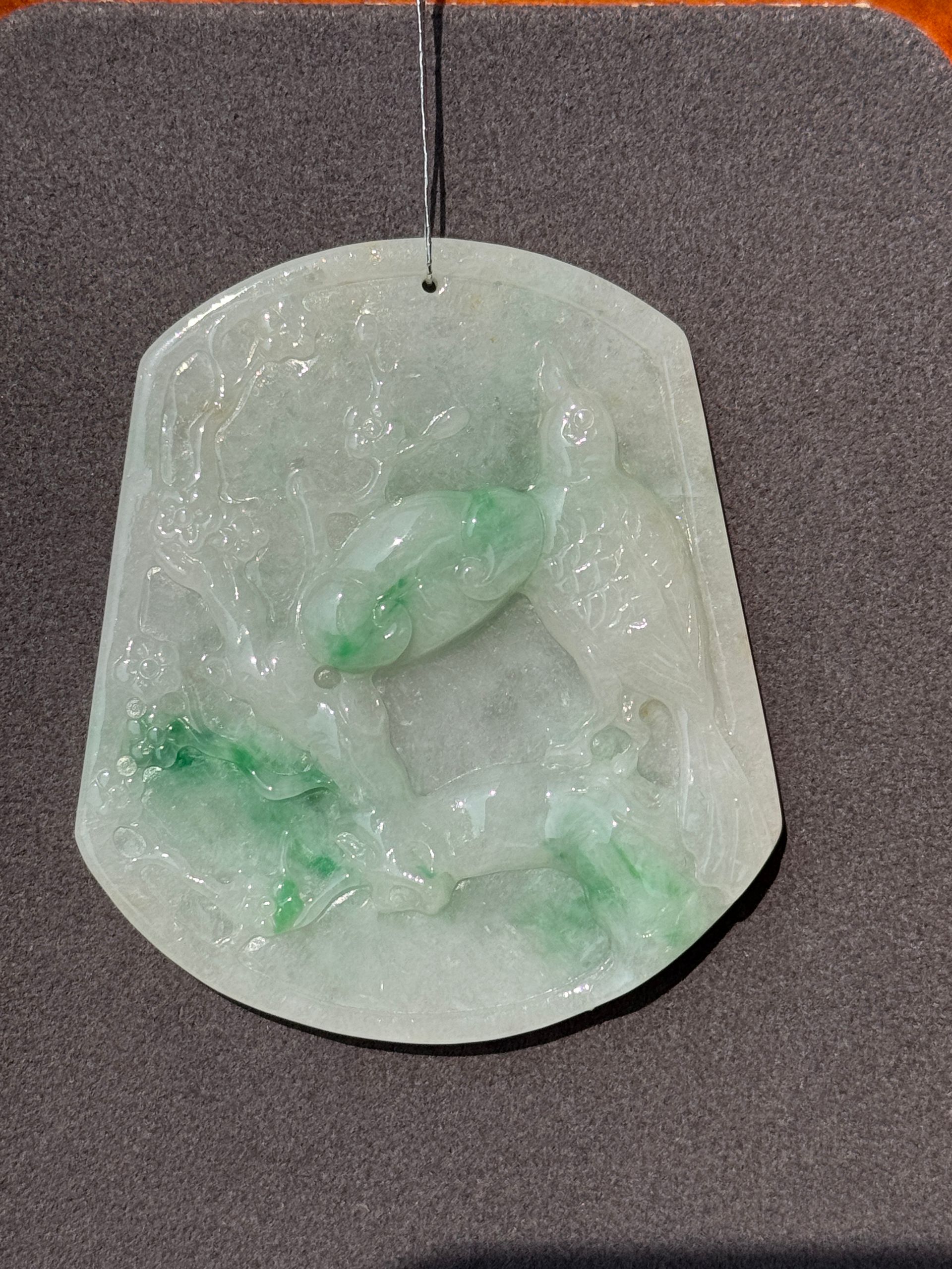 White & Sun Green Magpie Ruyi Jadeite Pendant