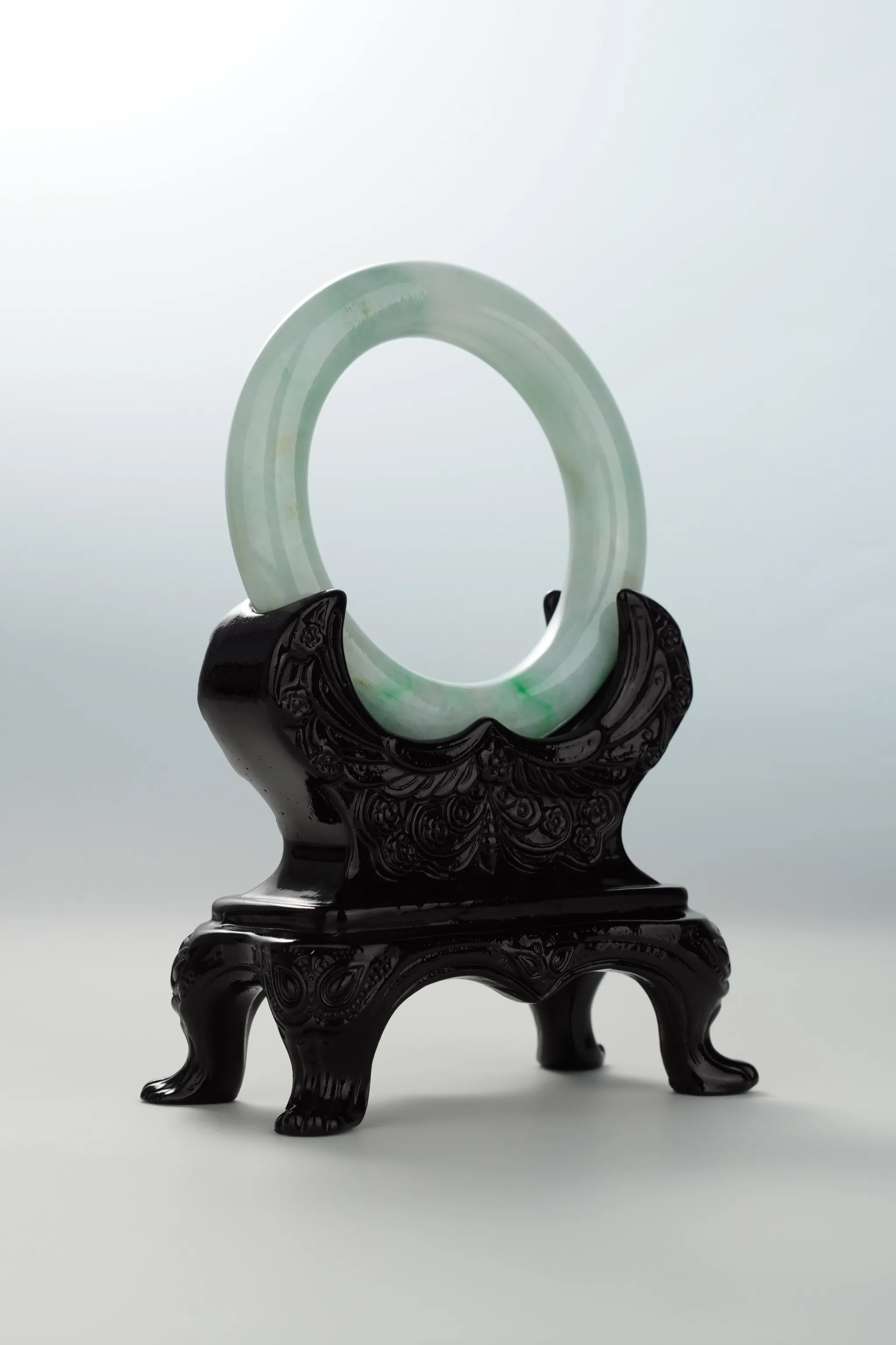 Sun Green Jadeite Bangle