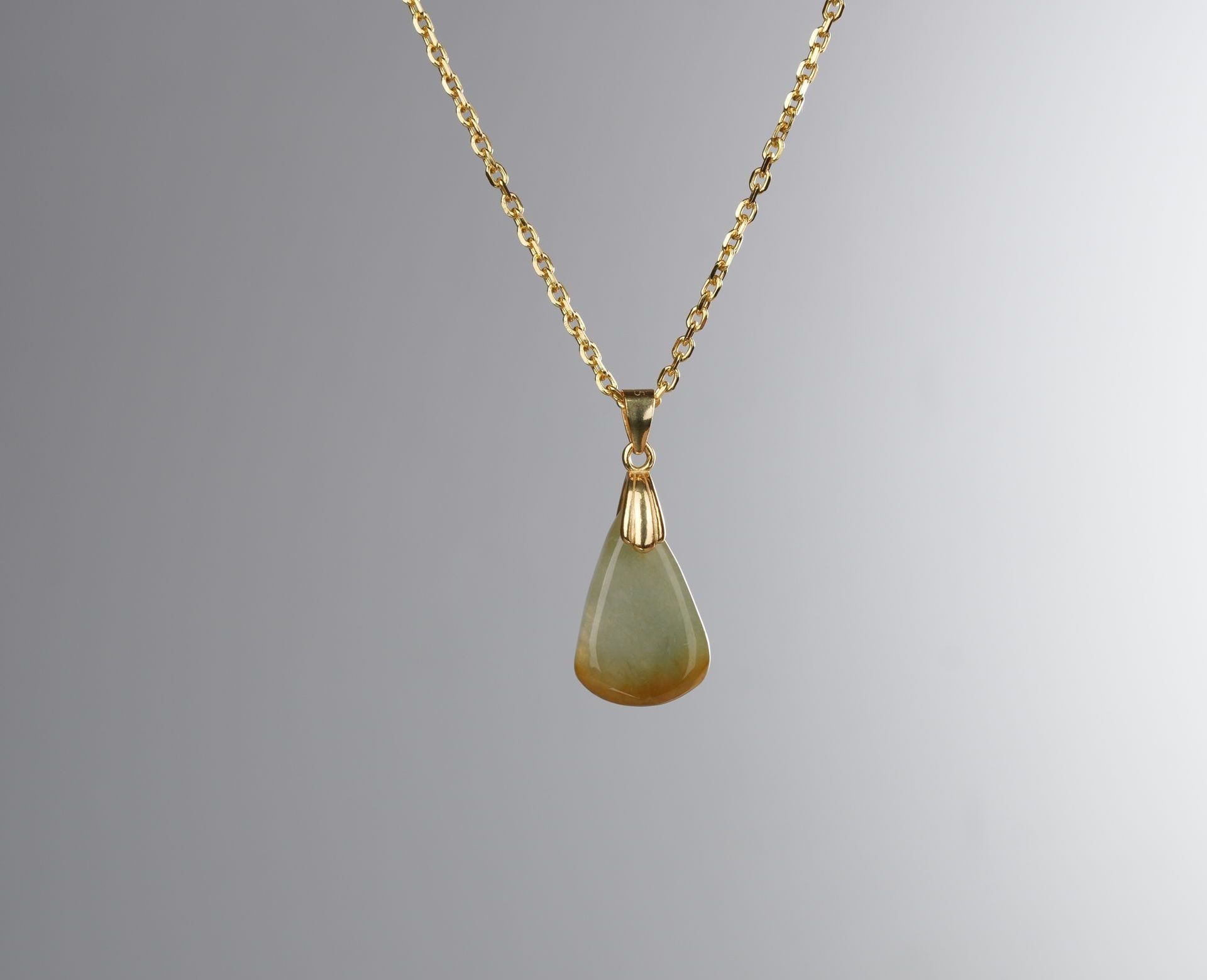 Light Green & Yellow Jadeite Water Drop Pendant