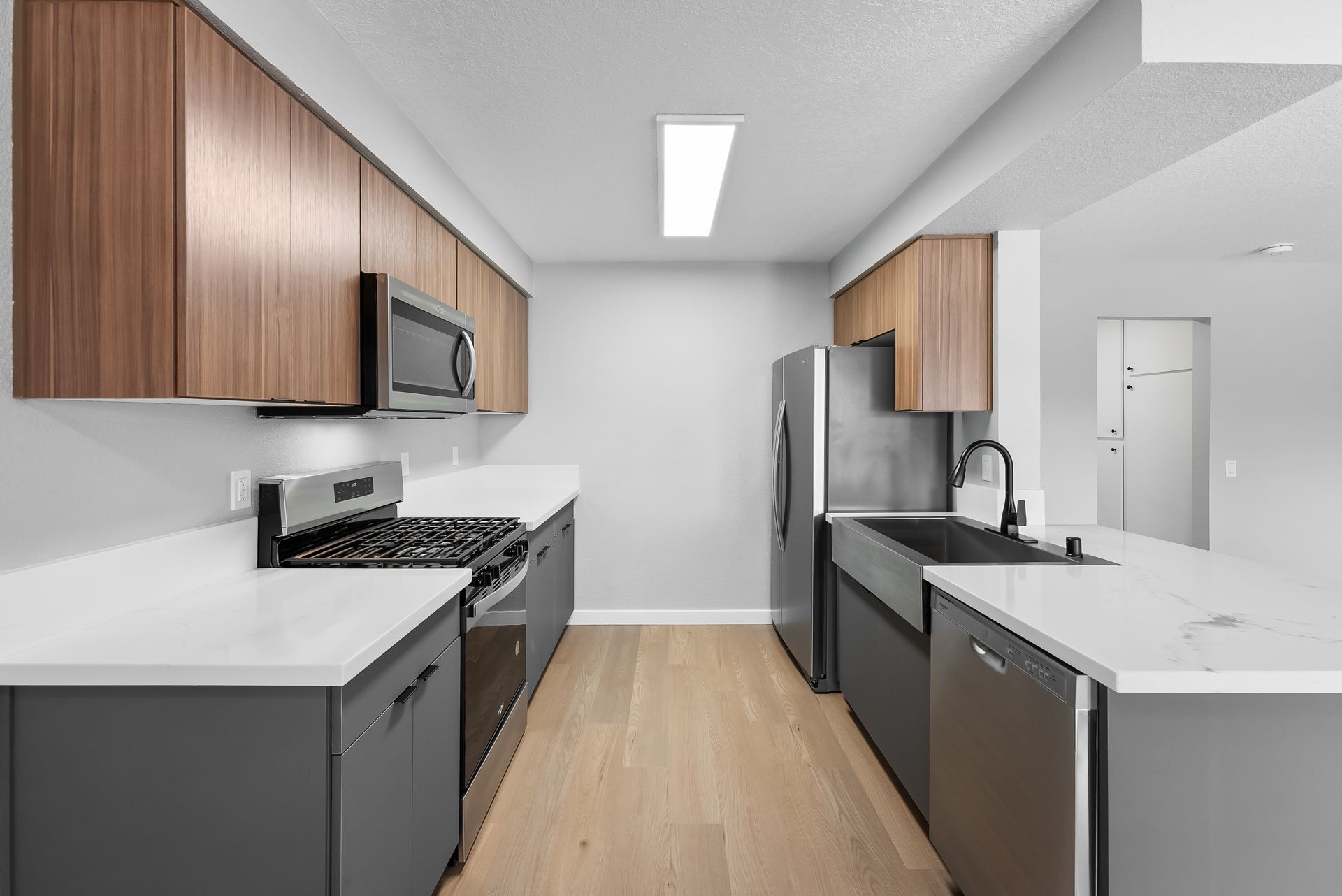 Photo Gallery Slider of Featured Projects