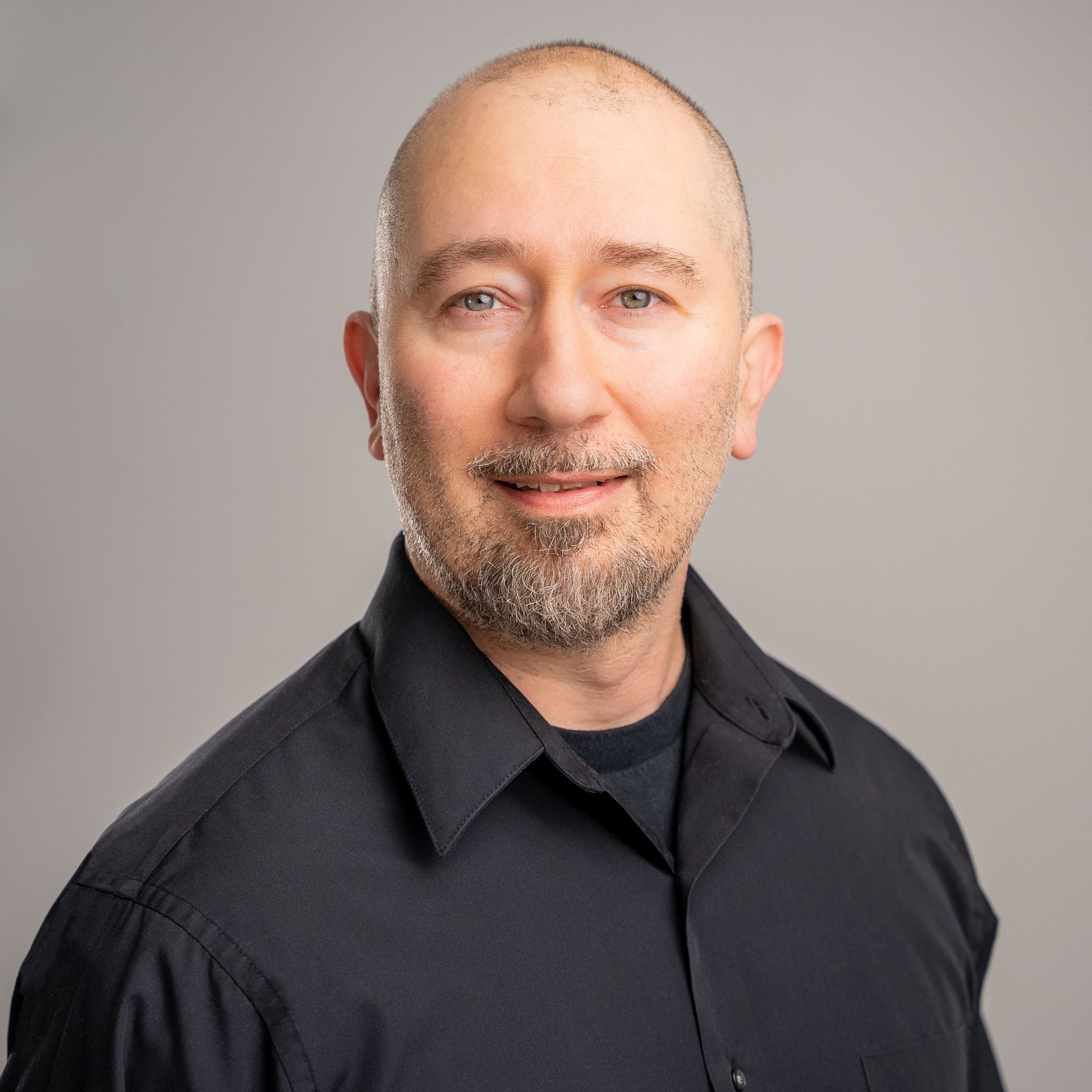 Headshot of Michael Spievak