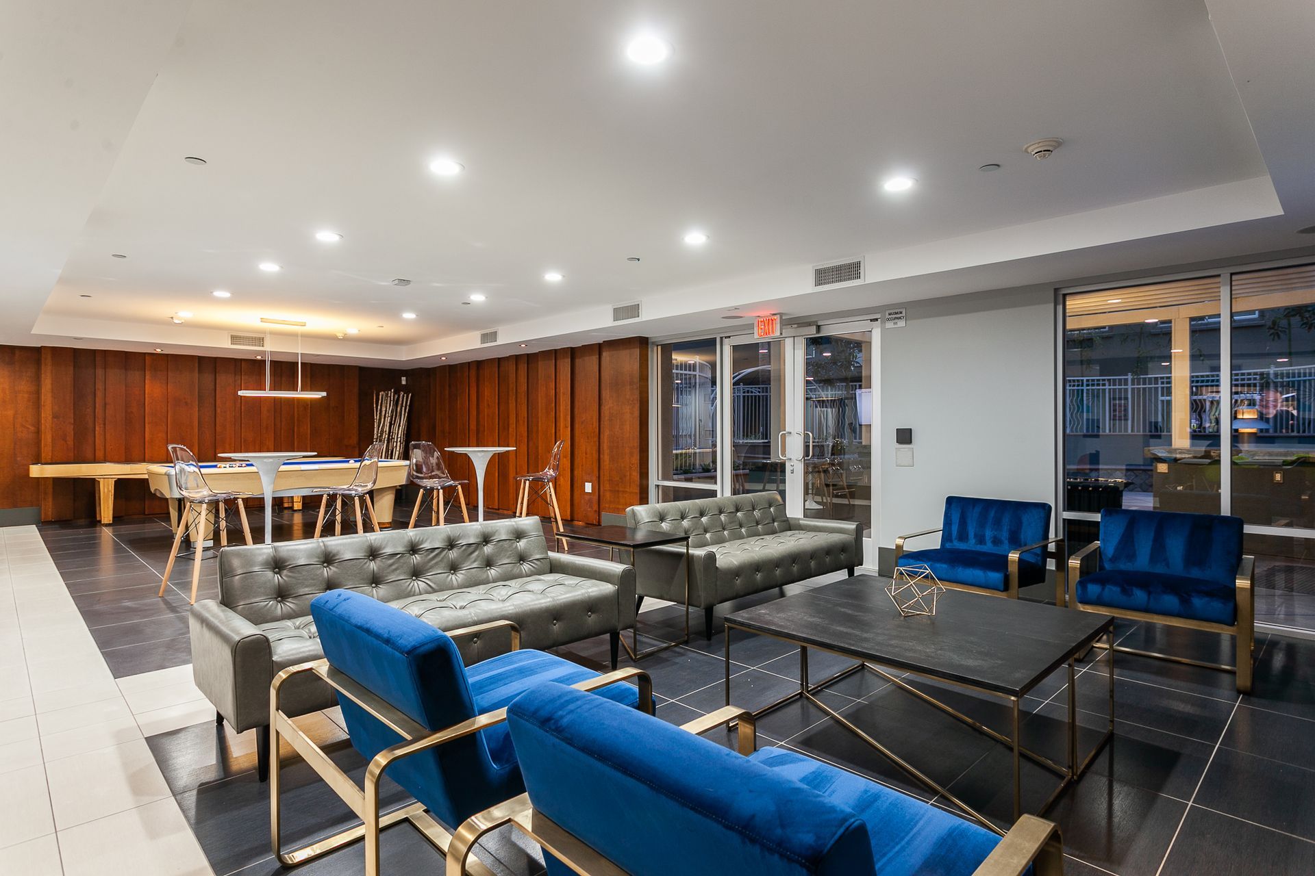 Photo Gallery Slider of Featured Projects
