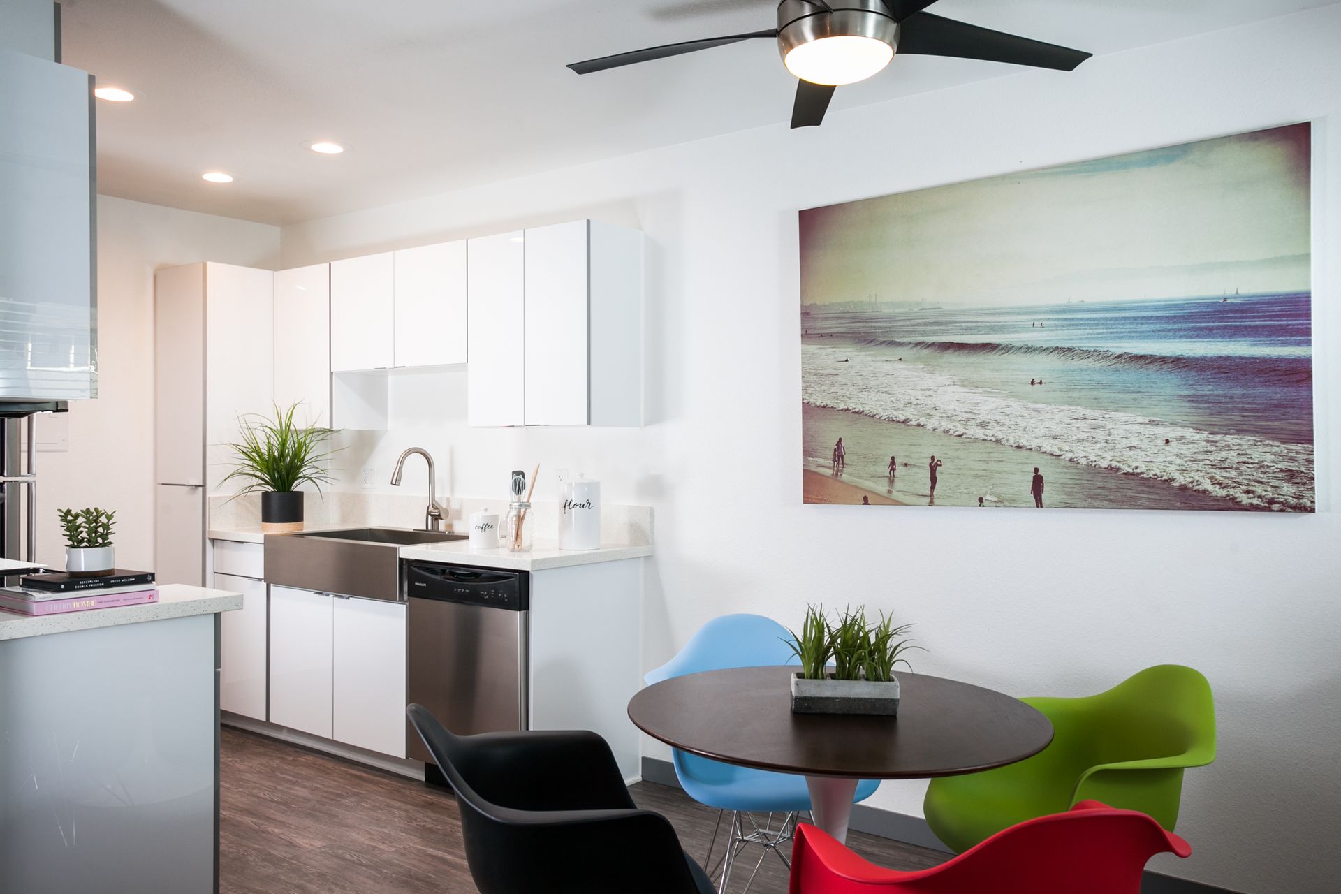 Photo Gallery Slider of Featured Projects