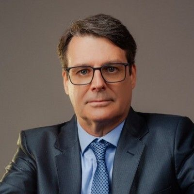 Marcos Purin Senior Advisor & banker